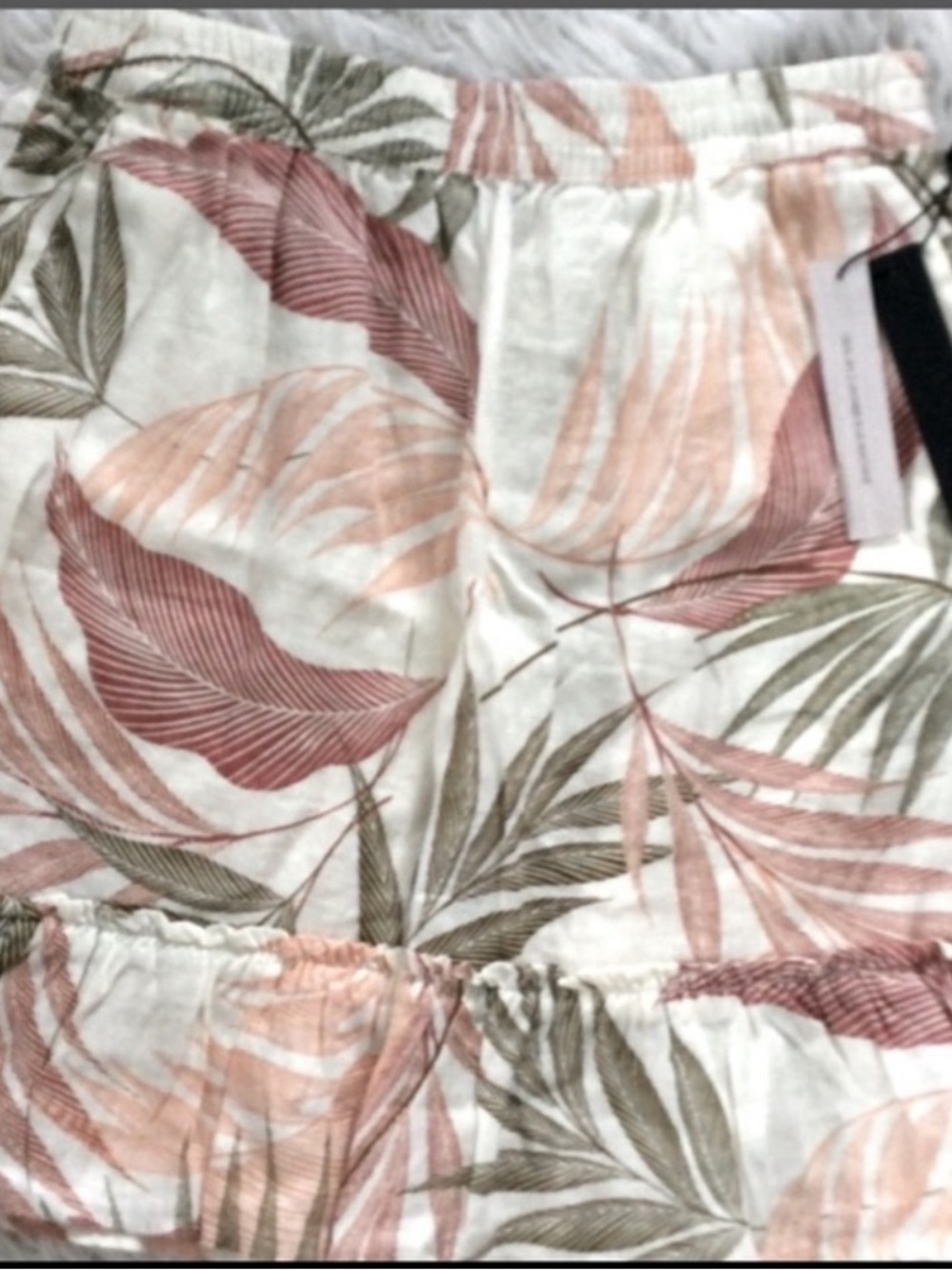 NWT Tahari Linen Ruffle Hem Skirt